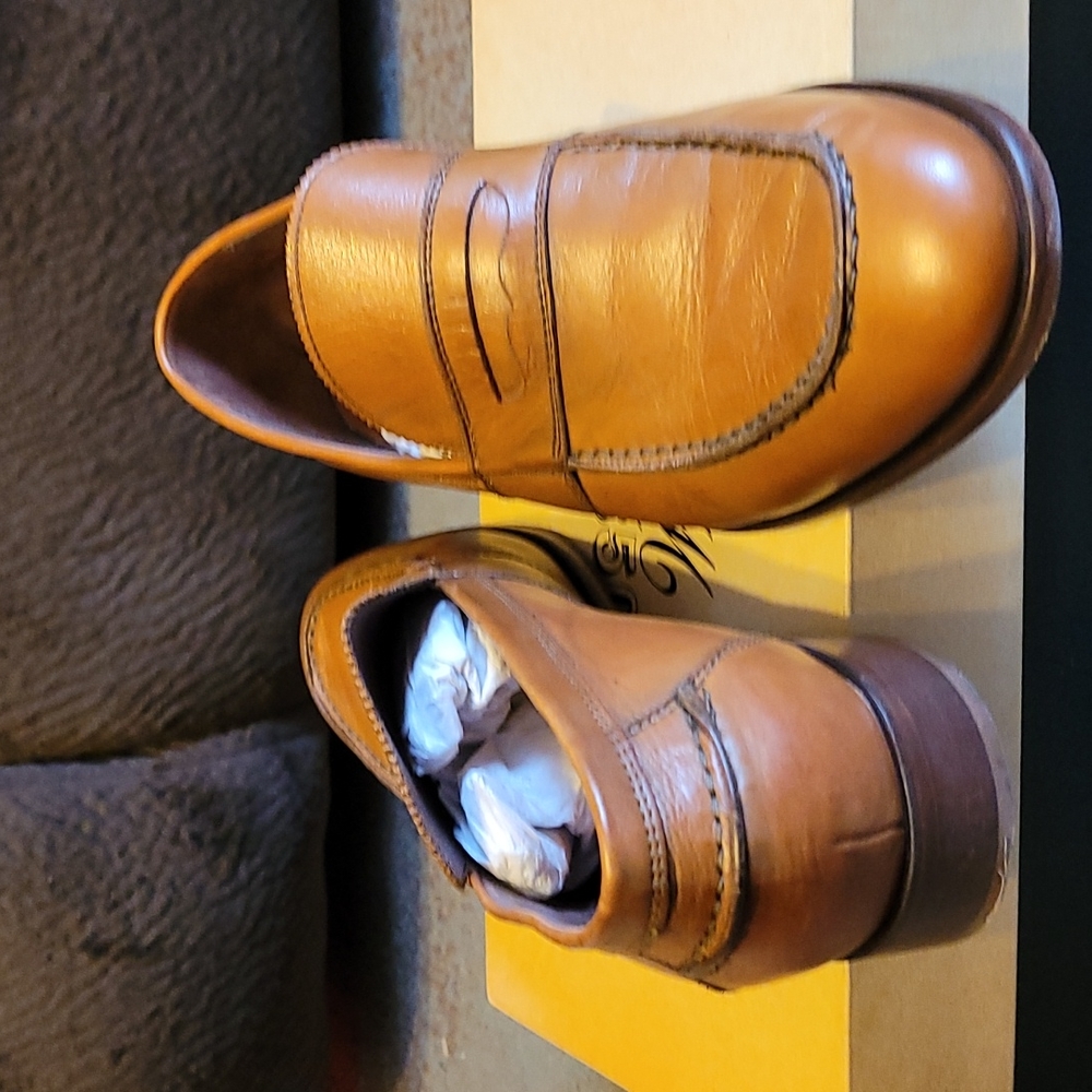 Johnston & Murphy Tan Leather Loafers